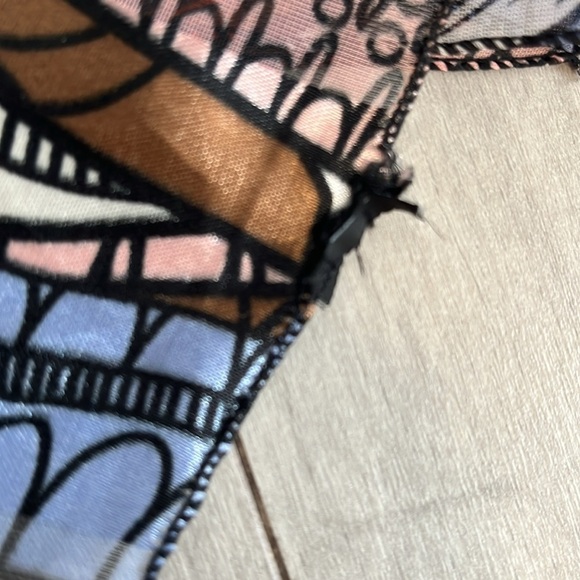 Floral Patterned Scarf Silk Feel - Picture 5 of 6